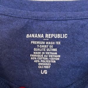 Banana republic men’s T-shirt